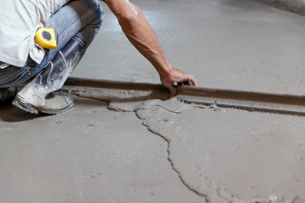 Best Driveways & Floors  in Bristol, CT